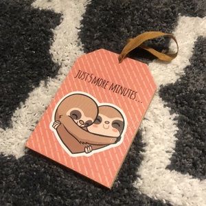 🦥 Just five more minutes sloth sign